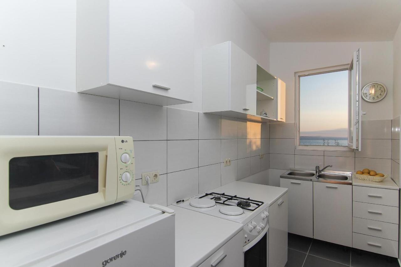 Apartments Villa Alex โปดาซา ภายนอก รูปภาพ